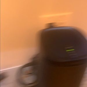 Meet your Posher, Robin